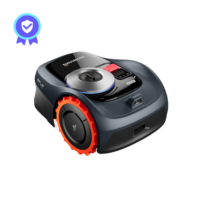 Segway Navimow robotmaaier maait het gras voor een prachtig gazon.